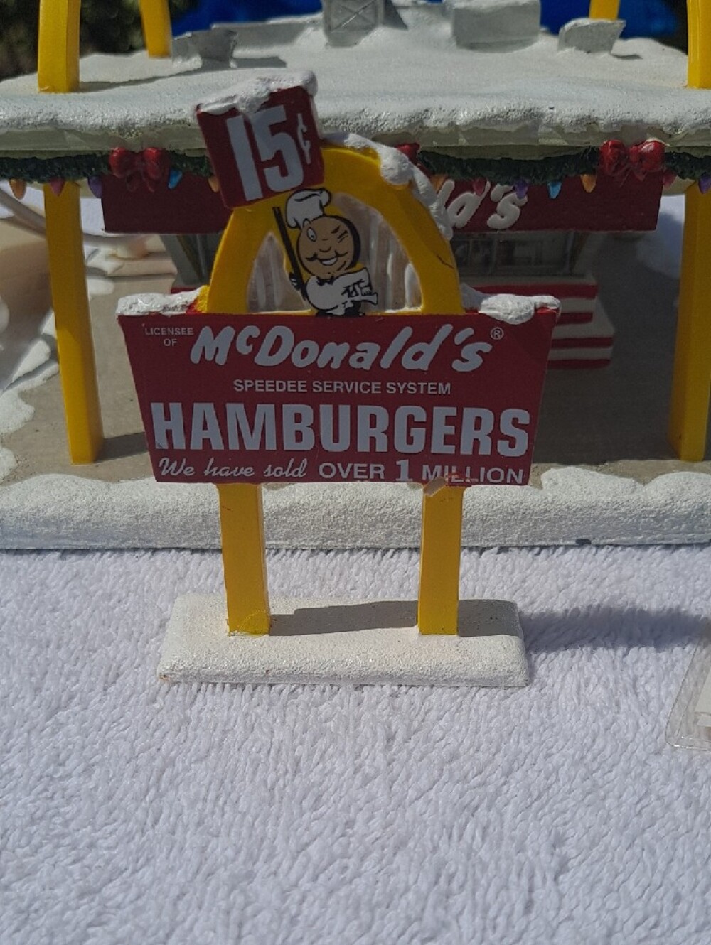 McDonald's Golden Arches Lighted Ceramic Sculpture. Holiday! - Picture 4 of 11